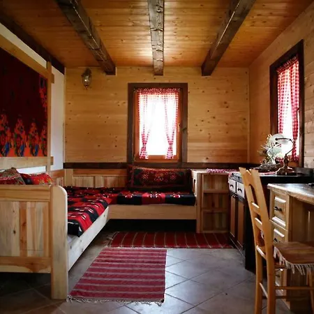 ホテル Eko Selo Koštunići